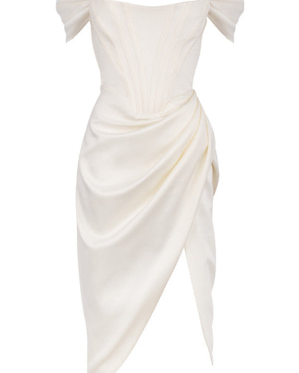 Elegante jurk met satijnen bandjes