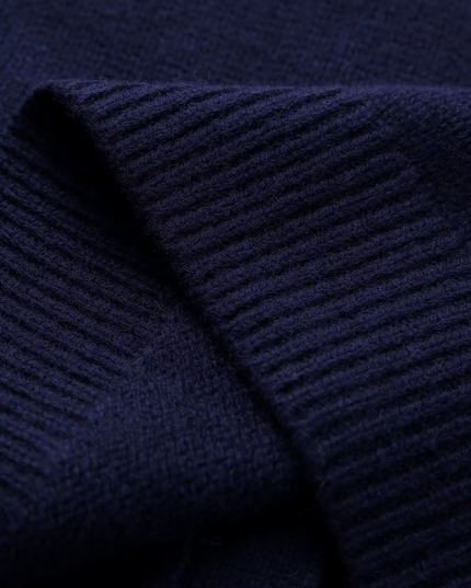 Marineblauw gebreid jasje met V-hals