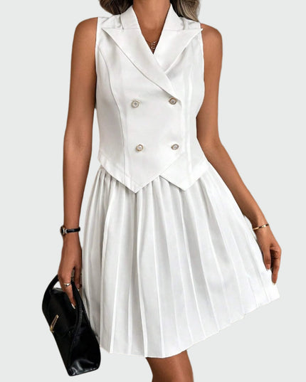 Elegant pak met geplooide minirok