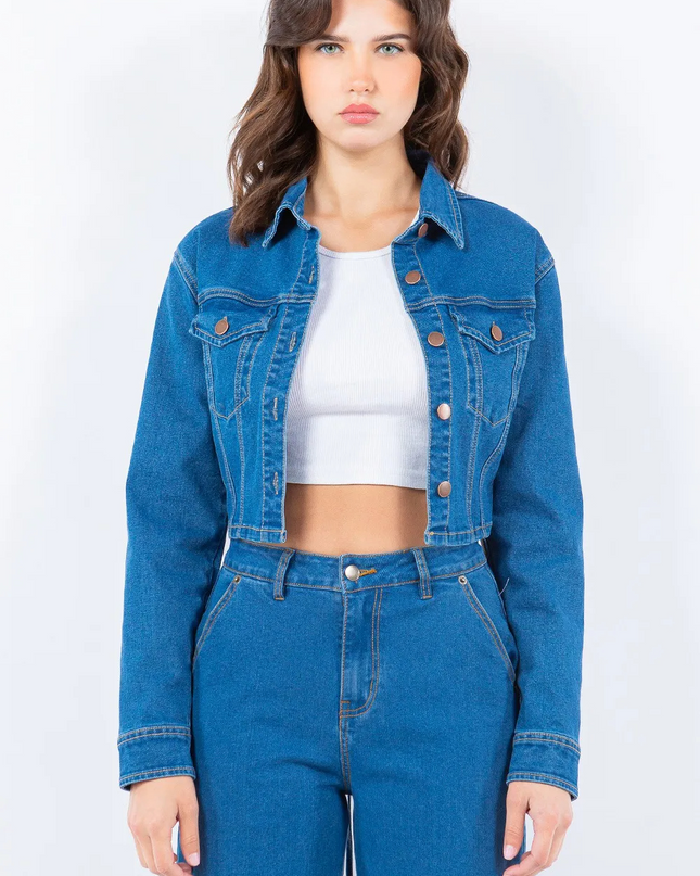 Cropped denim jasje met vetersluiting op de rug