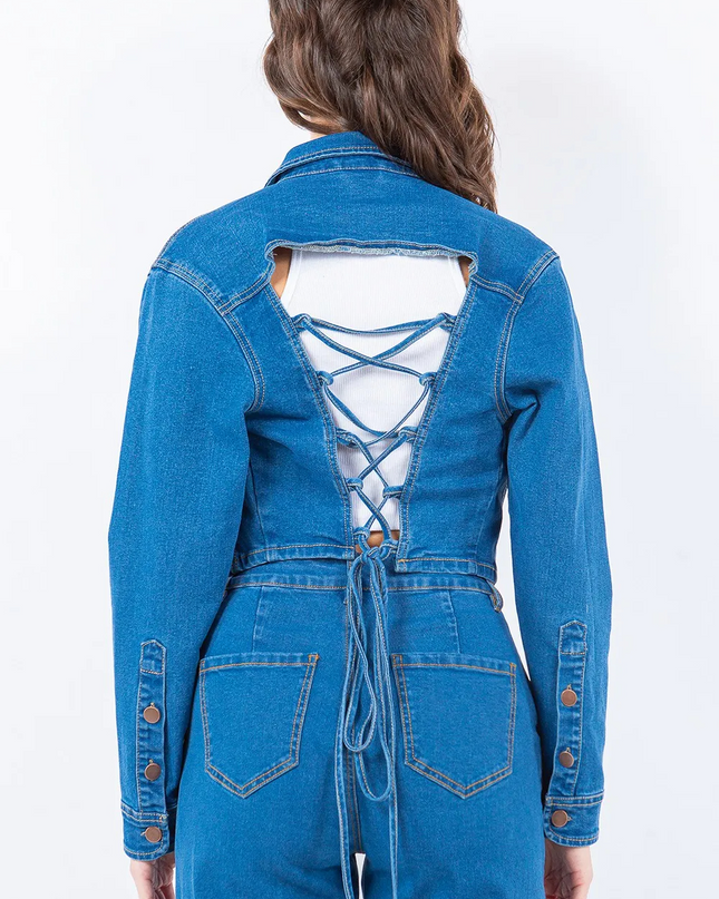 Cropped denim jasje met vetersluiting op de rug
