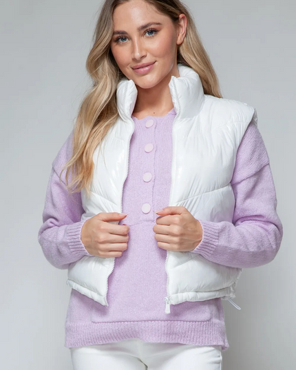 Wit gewatteerd vest met rits