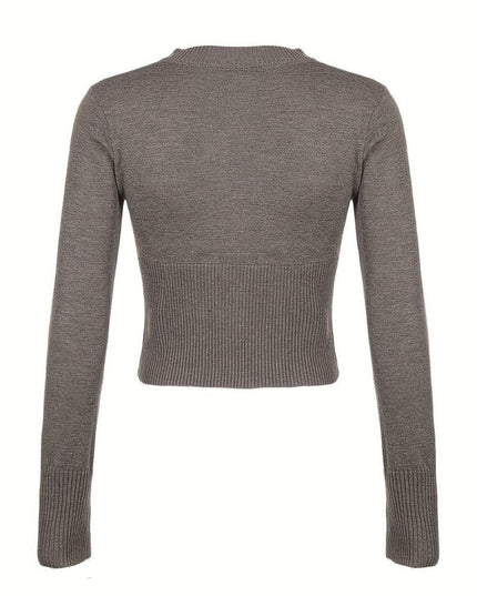Trui en korte broek met knopen