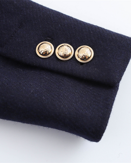 Elegante jas met dubbele stiksels