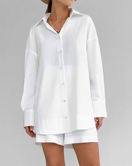 Set van een katoenen shirt met lange mouwen en een korte broek
