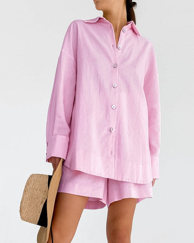 Set van een katoenen shirt met lange mouwen en een korte broek