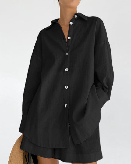 Set van een katoenen shirt met lange mouwen en een korte broek