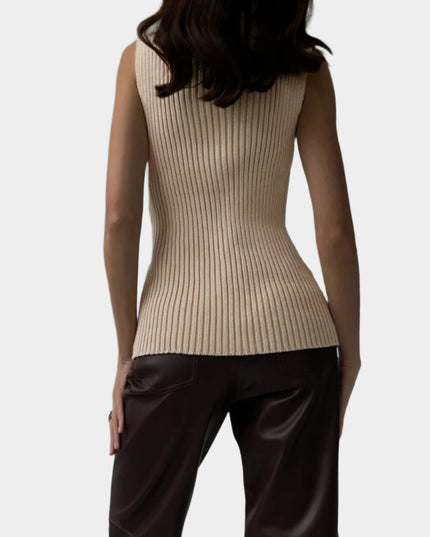 Minimalistisch geribbeld tanktopje met hoge halslijn