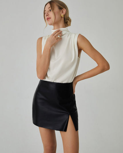 Mouwloze blouse met hoge halslijn