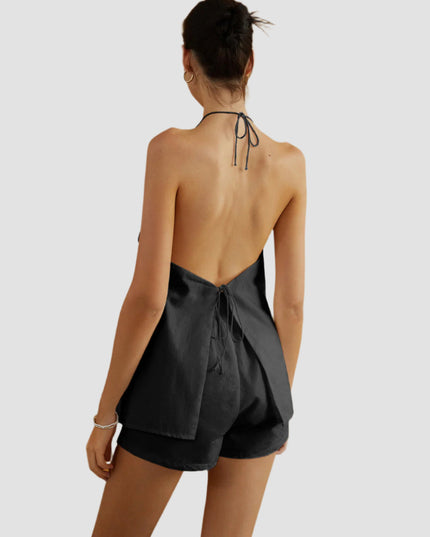 Set van halternektop en backless shorts