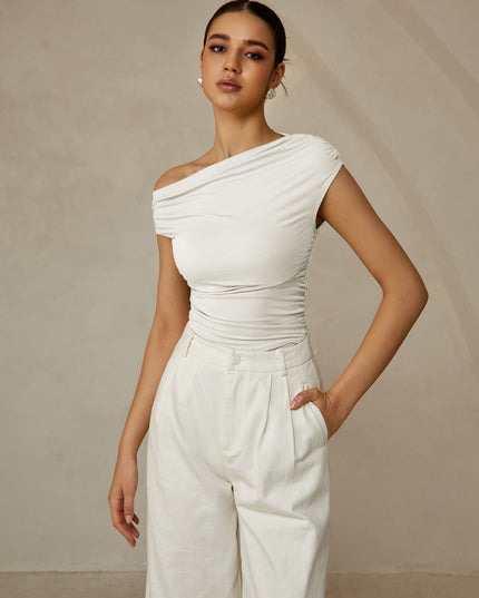 Mouwloos t-shirt met asymmetrische halslijn