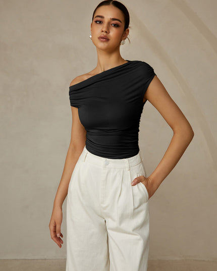 Mouwloos t-shirt met asymmetrische halslijn