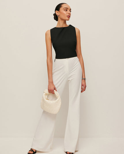 Asymmetrische top met open rugband
