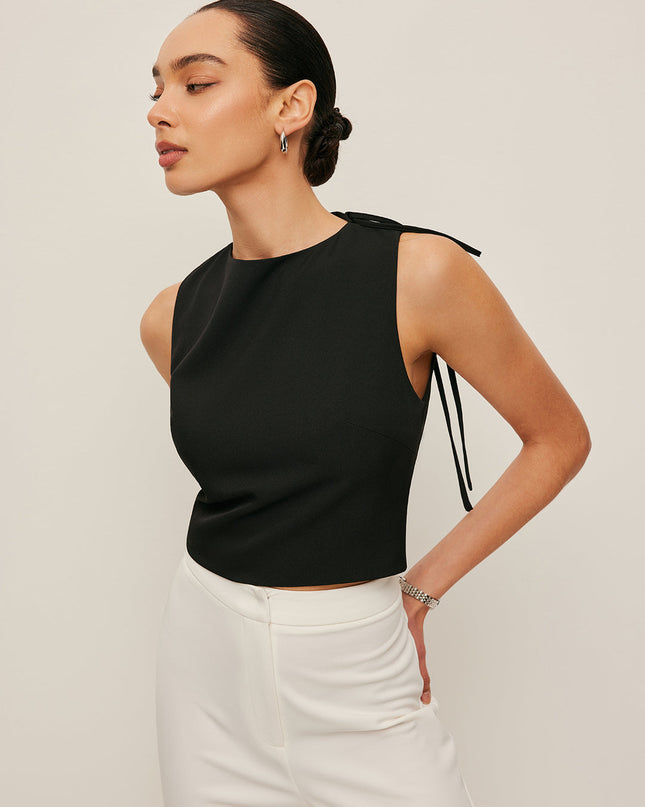 Asymmetrische top met open rugband