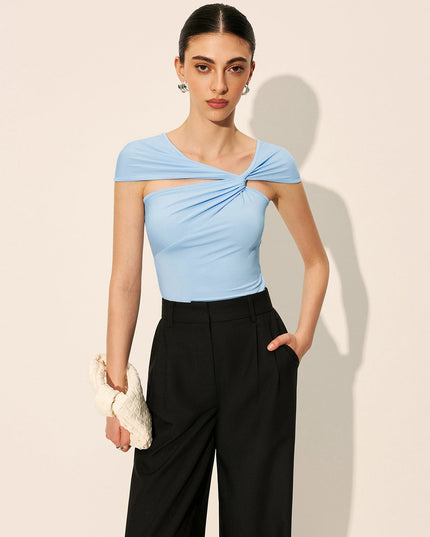 Asymmetrische top met werveldetail