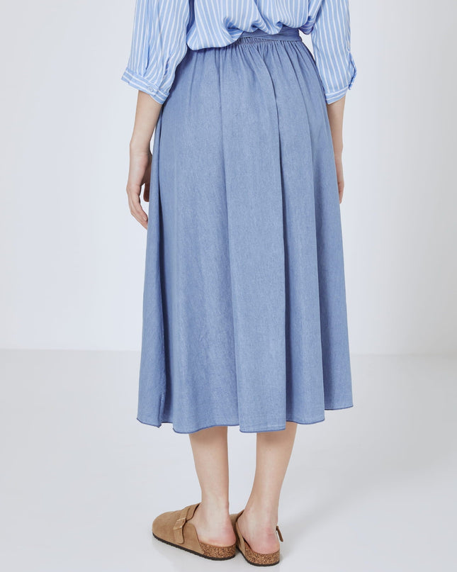 Lange rok in blauw met strik aan de voorkant