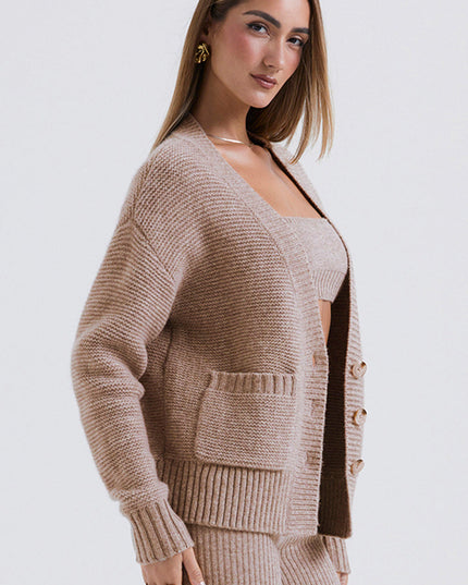 Gebreid zacht vestje met bralette en legging