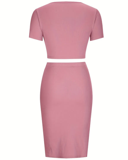 Croptop met uitsparing en rok met split