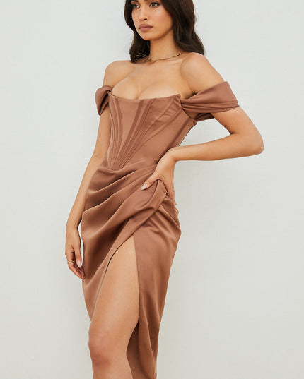 Elegante jurk met satijnen bandjes