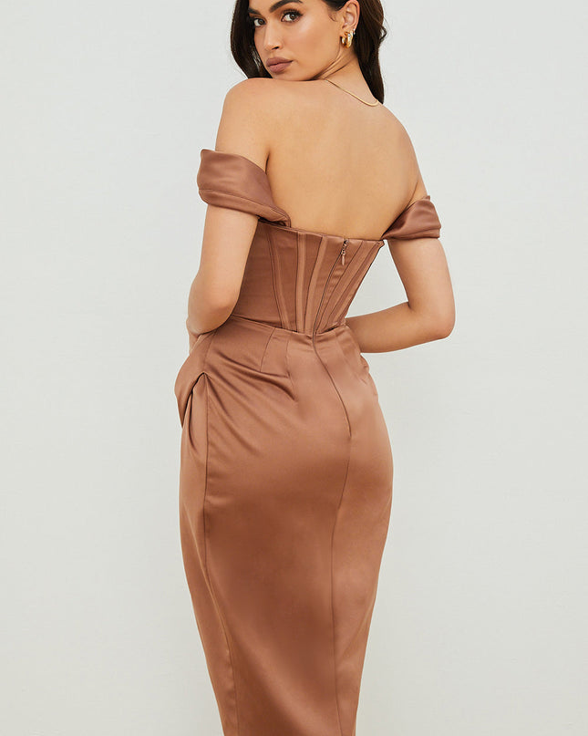 Elegante jurk met satijnen bandjes