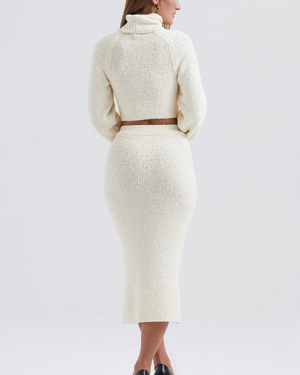 Crèmekleurige zachte bouclé gebreide cropped trui met rok