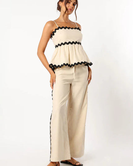 Top met ruches en wijde broek