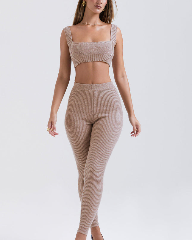 Gebreid zacht vestje met bralette en legging
