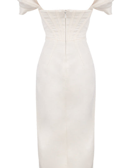 Elegante jurk met satijnen bandjes