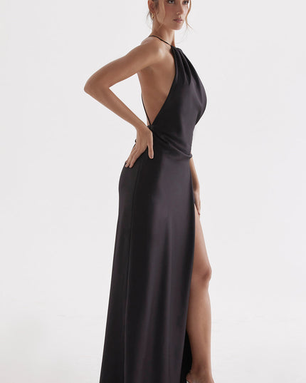 Luxe jurk zonder rug en lage split